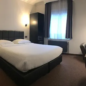 Chantecler Hotel