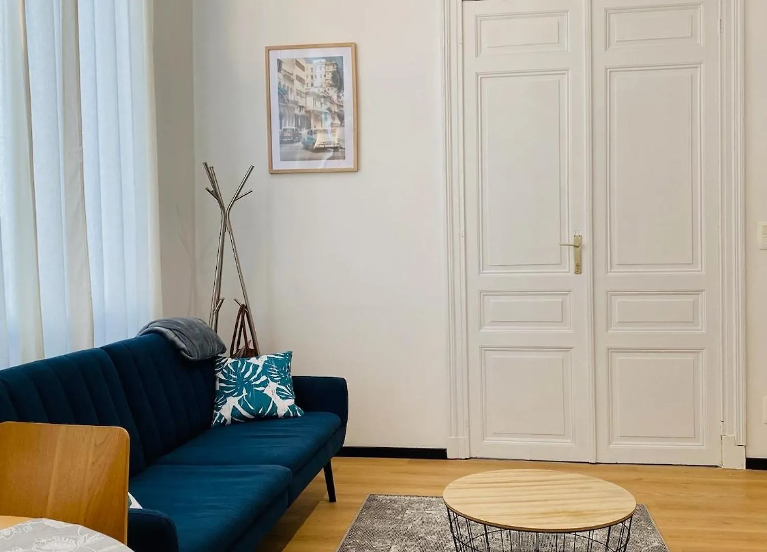 Studio Calme Et Lumineux A Uccle Bruksela Apartament